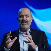 La agencia Reuters señaló a Federico Sturzenegger como el "zar de la desregulación argentina"