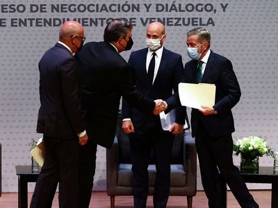 Gobierno y oposición de Venezuela retoman en México la segunda fase de los diálogos