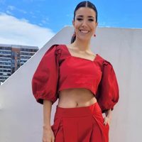 Colores vivos y estampados divertidos: así son las bikinis que elige Andrea Rincón para pasar el verano 2025