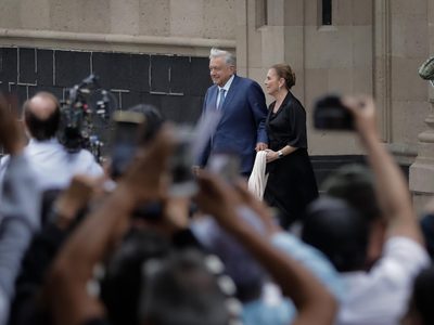“Es un buen texto”: AMLO reacciona al libro de Beatriz Gutiérrez Müller