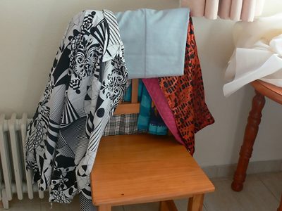 Dejá de acumular ropa en las sillas con estos 5 sencillos e infalibles trucos