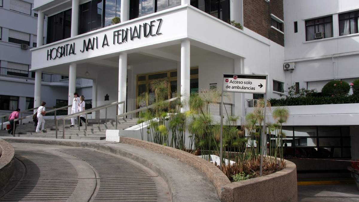 Médicos infectados en el Hospital Fernández. Fuente: (Twitter)