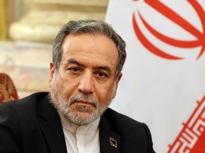 Estados Unidos deportará a cientos de iraníes en medio de crecientes tensiones