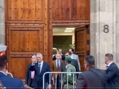 AMLO se reúne con empresarios: Slim, Salinas Pliego, Bernardo Gómez, Vázquez Aldir, Larrea, Hank…