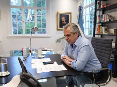 Fernández sobre la deuda: "No somos unos necios que quieren llevar al país al default”