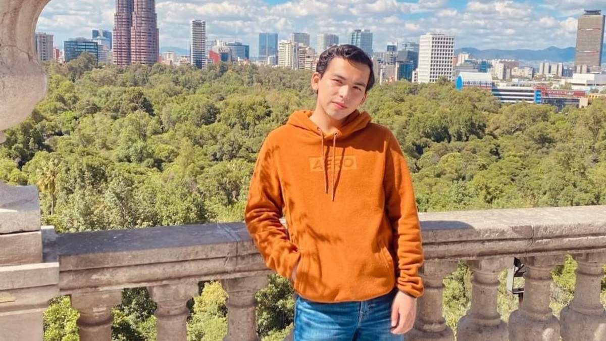 Alexis Moreno, un estudiante de enfermería