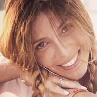 No le pasan los años: Mónica Ayos compartió dos imágenes de su juventud y enamoró a sus fans