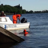 Un policía de Viedma protagonizó un verdadero acto de valentía: mirá el video