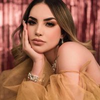 ¡No vuelvas a cantar! Kimberly Loaiza sorprendió a todos por lo mal que se escuchó en vivo ¡Madre Mí