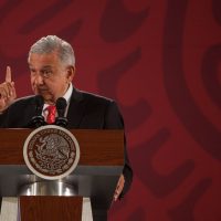 México vive 'un momento estelar” en democracia: AMLO