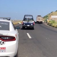 Vehículo de la Guardia Nacional choca contra muro en Colima; hay un muerto