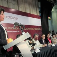 Nuevo plan de estudios de la SEP va contra la "lógica colonial" y "mercantil" en educación