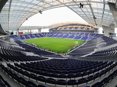 La insólita medida que prepara el Porto para que sus hinchas vean los partidos