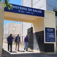Presunto ejercicio ilegal de la enfermería: secuestraron la computadora de la titular del SIEN