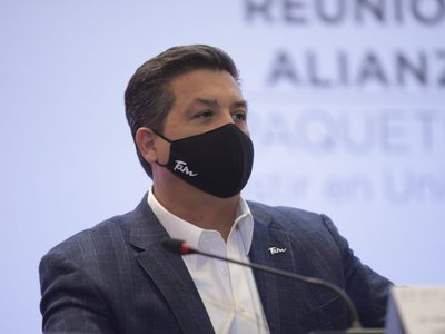 García Cabeza de Vaca rechaza acusaciones de espionaje contra familia de AMLO