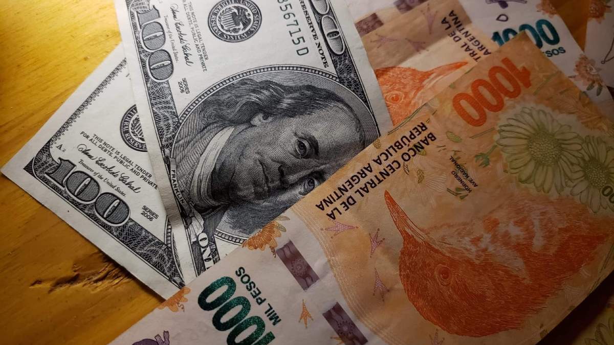 Dólar. Fuente: (Twitter)