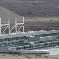 Elías Sapag criticó la decisión del gobierno de Milei de volver a prorrogar las concesiones hidroeléctricas