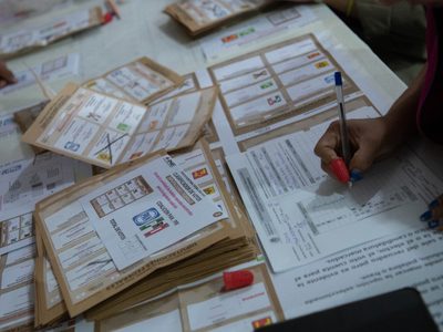 La cuota arcoíris, relegada por los partidos en este 2024