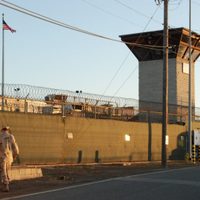 Estados Unidos liberó al prisionero más antiguo de la Bahía de Guantanamo