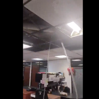 Así impactaron las fuertes lluvias en el interior de las instalaciones del INE (Video)