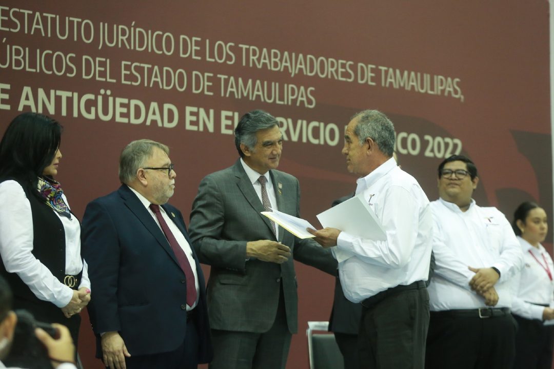 023-2023.-Dignifica Américo salarios de trabajadores del Estado; burócratas lo respaldan; “ahora sí, nos respetan” (4)