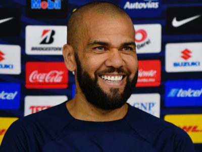 Dani Alves queda absuelto del delito de agresión sexual por el que fue condenado