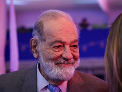 Con la 4T, Slim gana en segundos lo que millones de mexicanos tardan en semanas: Oxfam