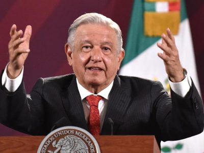 “No es una extorsión”: AMLO sobre los 30 millones de dólares que reclaman a Lozoya