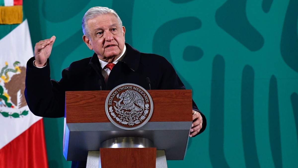 El presidente durante su conferencia matutina donde fue cuestionado por el enlace matrimonial