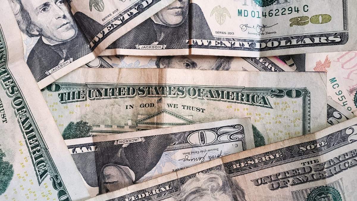 Así inicia la semana la cotización de la divisa norteamericana. Fuente: (Twitter)