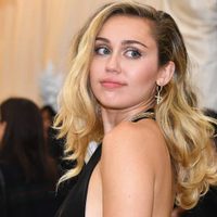 ¡Qué terrible! Miley Cyrus sufre un ataque de pánico en plena cuarentena