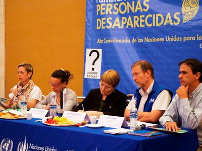 Se reúne Bachelet con familiares de desaparecidos en Monterrey y Saltillo