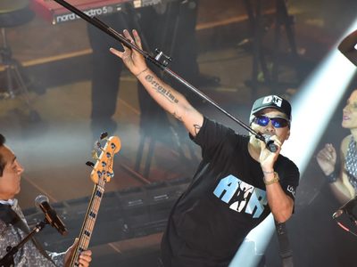 Para escuchar una y mil veces: la canción de Los Ángeles Azules y Pablo Lescano