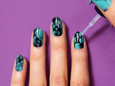 Nail Art 2025: las tendencias para uñas cortas que la están rompiendo y no son nada aburridas