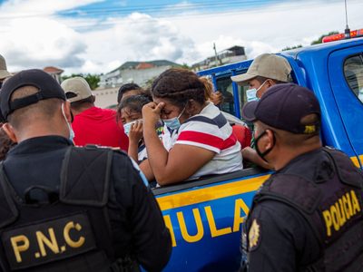 Honduras asegura que caravana de migrantes no logrará atravesar Guatemala