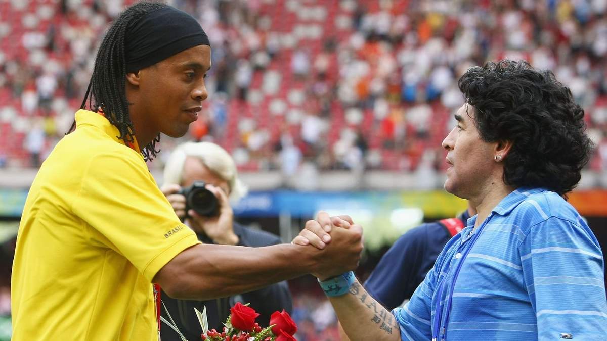Ronaldinho y Diego Maradona. Fuente: (Instagram)