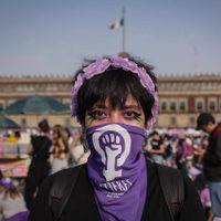 8M en CDMX: Marchan 120 mil entre consignas contra violencia, desapariciones y el Mundial