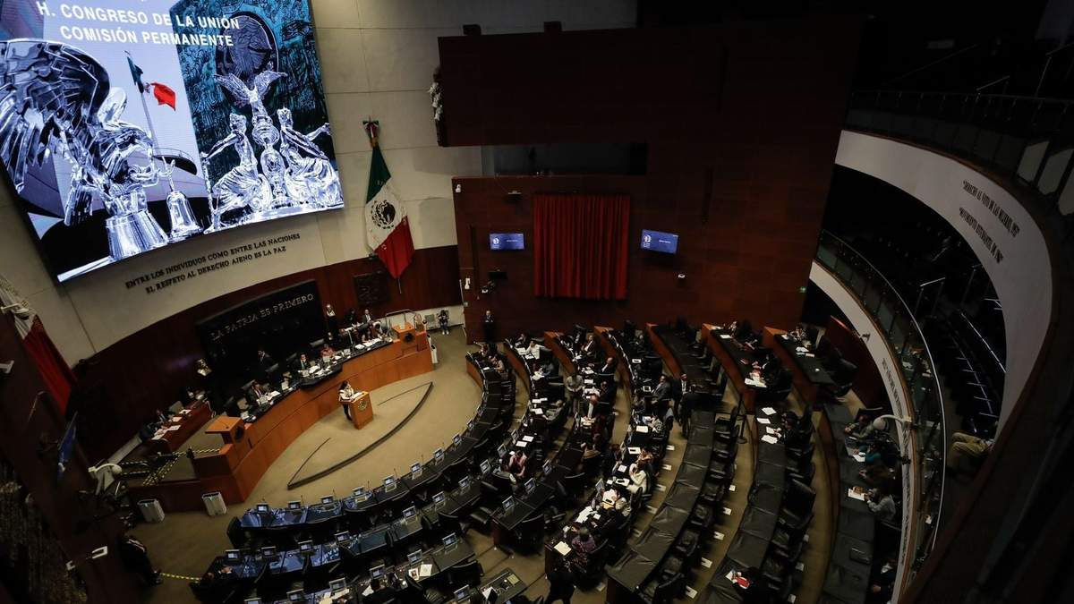 Sesión de la Comisión Permanente en el Senado
