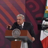 Estos fueron los principales temas de la conferencia mañanera de AMLO del 15 de mayo (Video)