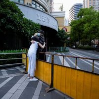 Shanghái afirma haber cortado la transmisión del coronavirus en todos sus distritos