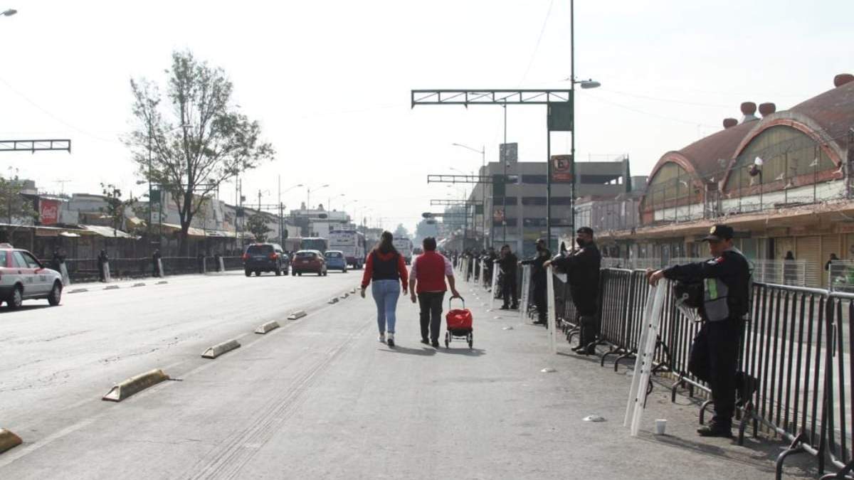 El Eje 1 Norte, libre de ambulantes