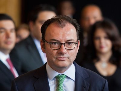 Invoca Hacienda 'realismo mágico” ante desaceleración del PIB