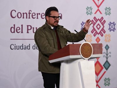 Zoé Robledo culpa a gobiernos del PRI y PAN de no vacunar contra el sarampión