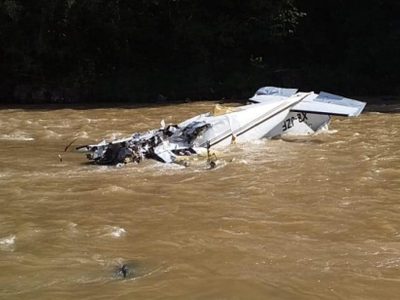 Desplome de avioneta deja seis muertos en Michoacán