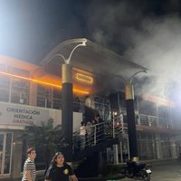 Hombres armados incendian dos bares en Villaflores, Chiapas (Video)