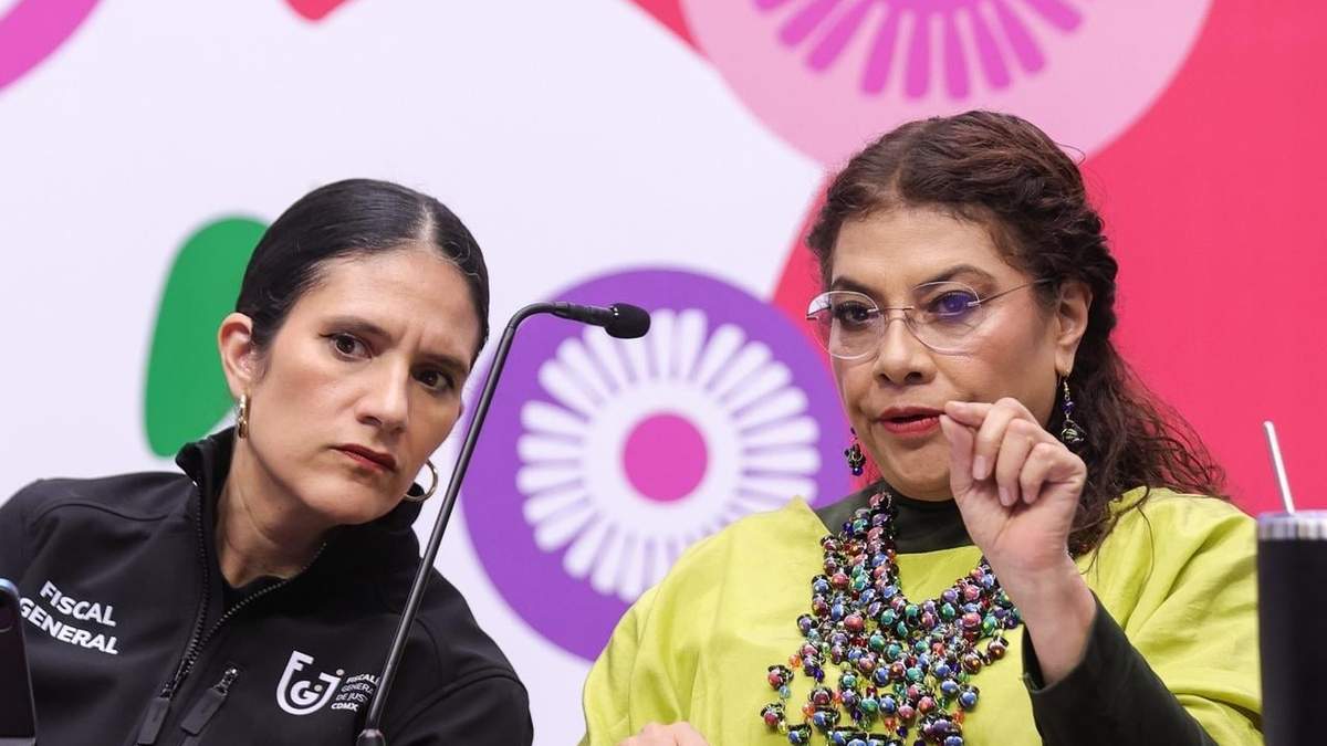 Conferencia de Clara Brugada junto a la fiscal Bertha Alcalde