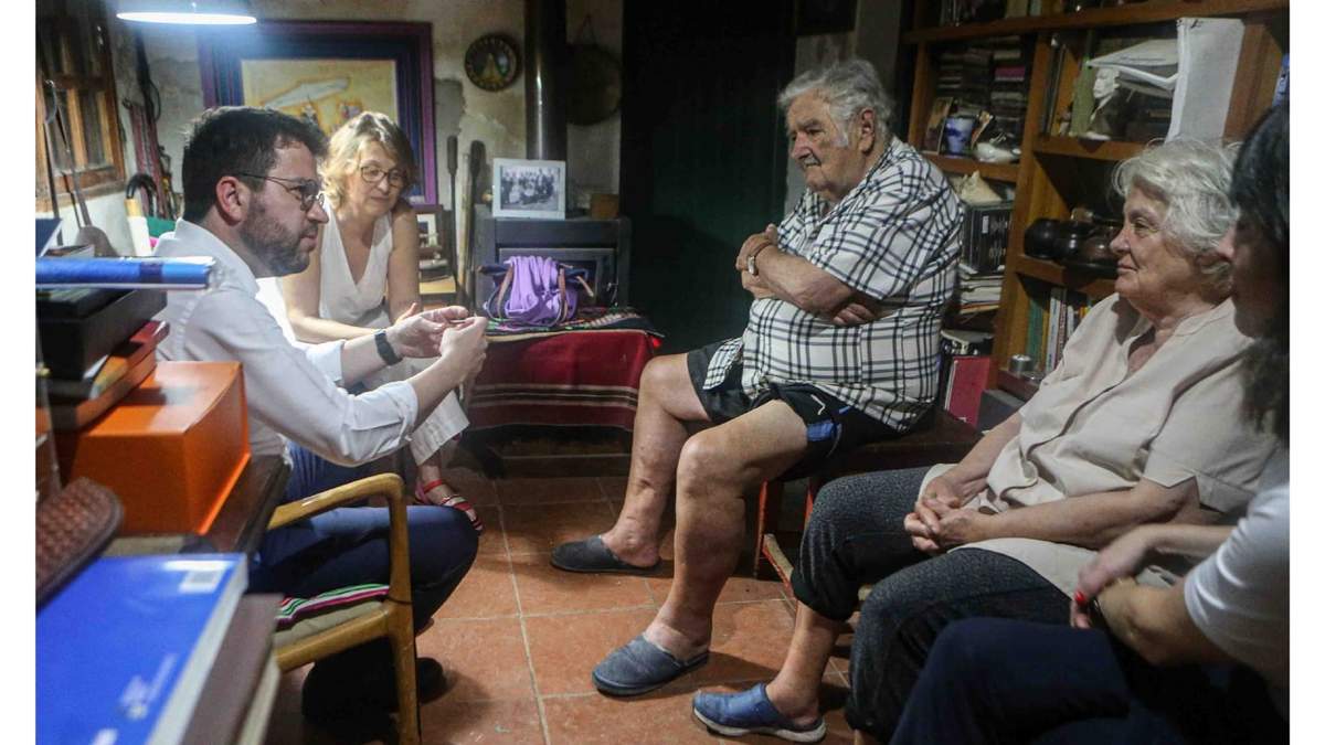 Mujica en su humilde casa.