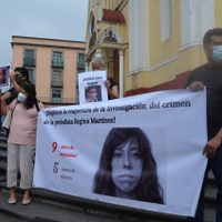 Regina Martínez: Nueve años de impunidad y cinco meses de silencio de AMLO, denuncian en Veracruz