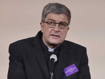Los obispos de Francia venderán bienes para indemnizar a las víctimas de abusos