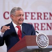 AMLO presenta sus otros datos sobre aprobación popular; 71% quiere que siga, dice